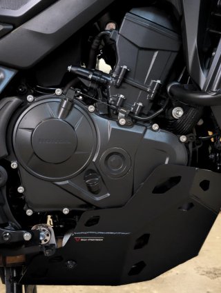 Honda Transalp 750 . Impecable y cargada de extras