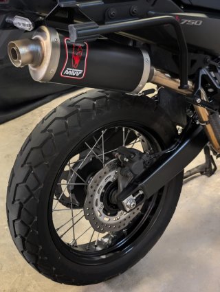 Honda Transalp 750 . Impecable y cargada de extras