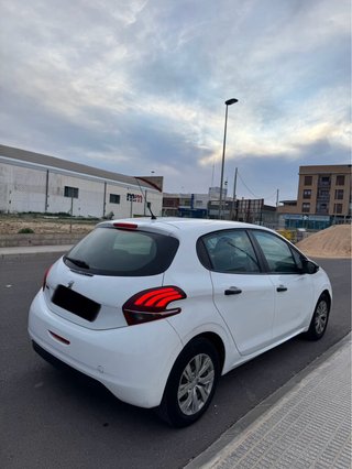 Peugeot 208 2017