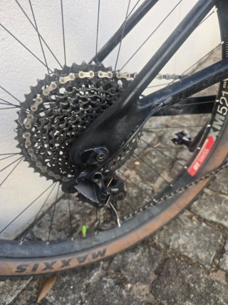 MTB Carbono 27.5 Plus Talla M On-One Rango