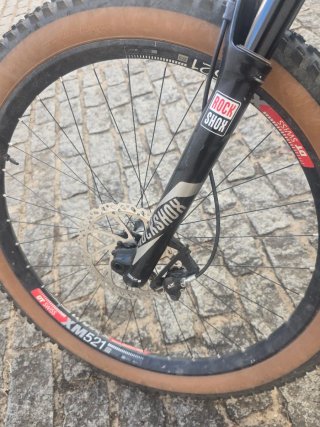 MTB Carbono 27.5 Plus Talla M On-One Rango