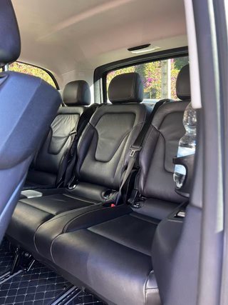 Mercedes-Benz Clase V220 2023