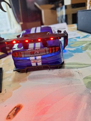 Coche RC Azul con Luces LED
