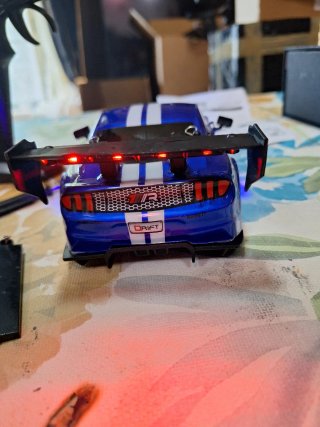 Coche RC Azul con Luces LED