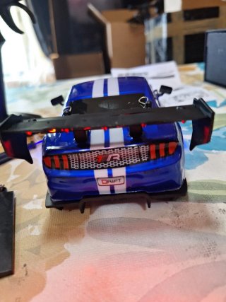 Coche RC Azul con Luces LED