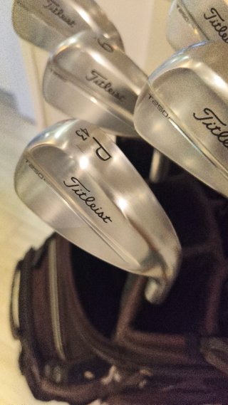 Set Titleist T250 Acero Regular