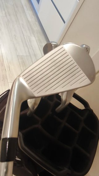 Set Titleist T250 Acero Regular