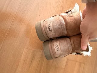 Botas UGG Marrones con Botón originales