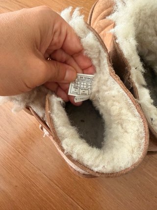 Botas UGG Marrones con Botón originales