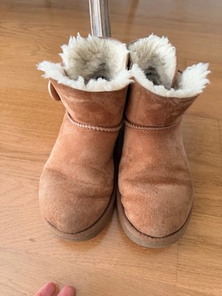 Botas UGG Marrones con Botón originales