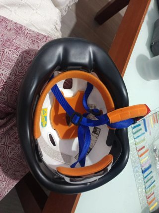 Casco bici/patinete azul y blanco