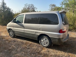 Hyundai H1 2004