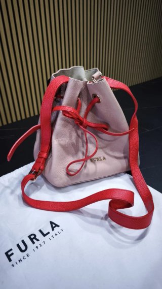 Bolso Furla rosa y rojo