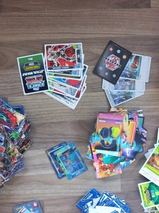 Cromos y cartas variadas: Podemos, Liga,...