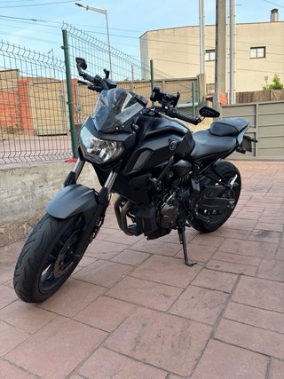 Yamaha MT-07 Negra Mas info DM Precio negociable