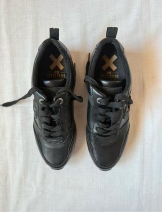 Zapatillas Xti Mujer Negras