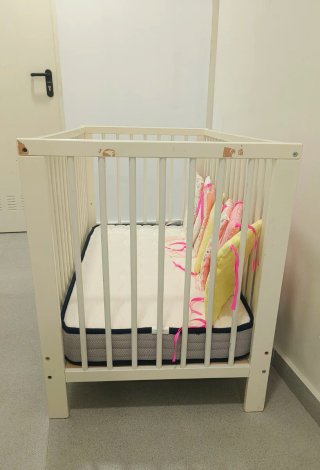 Cuna convertible en cama