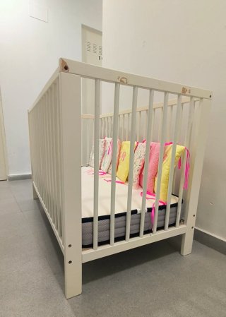 Cuna convertible en cama