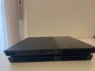 PS4 (PlayStation 4) + Mando Negro