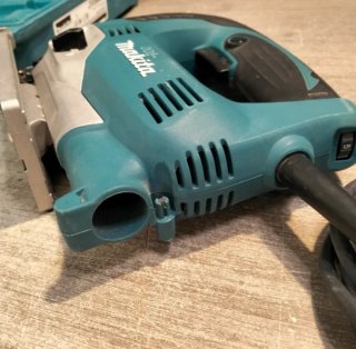 Makita JV0600K - Sierra De Calar 650W