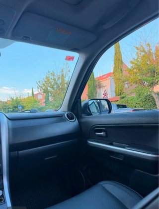 Suzuki Grand Vitara 1.9 DDIS x 30