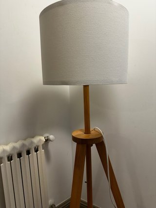 Lámpara de pie trípode Ikea