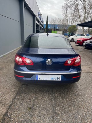 Volkswagen Passat CC 2009