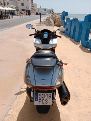 Honda Silver Wing 600cc 2003 Plata