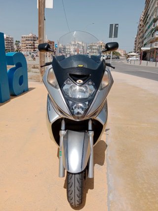 Honda Silver Wing 600cc 2003 Plata