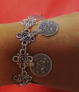 Conjunto collar, pulsera y pendientes