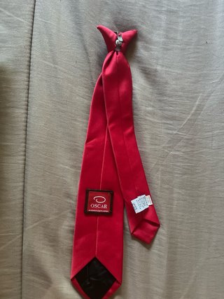 Corbata niño clip Oscar de la Renta vintage roja