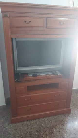Mueble TV madera cerezo