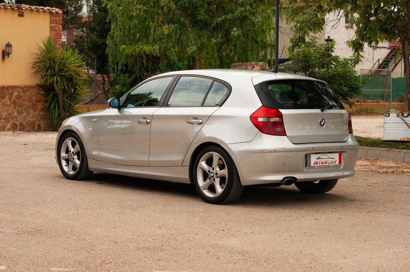 BMW Serie 1 2009, foto 9