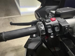 BMW K1600GT Negra