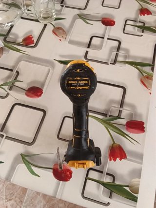 TALADRO DEWALT PERCUTOR DCD996
