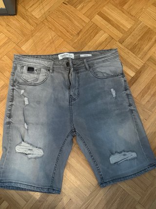 Pull&Bear Pantalón Corto Gris Slim Fit Talla M