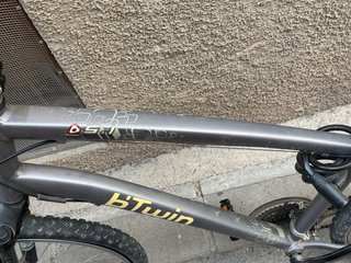 Bicicleta Montaña B-Twin Gris