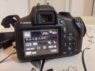 Cámara Canon EOS 1300D Negra