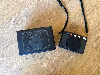 Leica SOFORT 2 Cámara Instantánea Híbrida