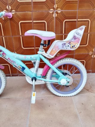 Bicicleta niña 14 Mint con cesta y asiento