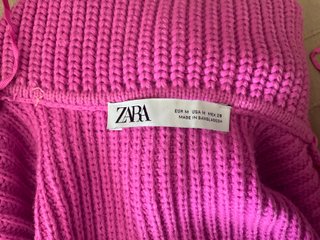 Jersey Zara cuello alto rosa