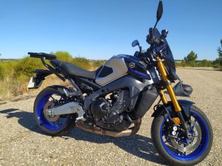Yamaha MT-09 SP Naked Azul/Plata full