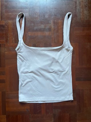 Top beige tirantes cuadrados