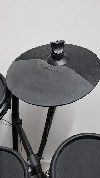BATERÍA ELECTRÓNICA ALESIS NITRO MESH KIT AMPLIADA