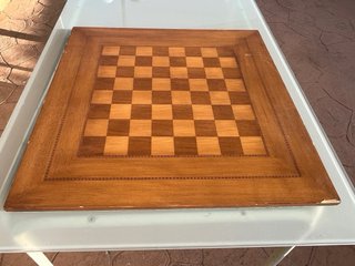 Tablero de ajedrez vintage madera