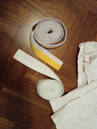 Kimono Judo 140cm + cinturón blanco/amarillo