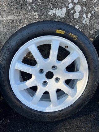 Kumho TM02 K22 16"