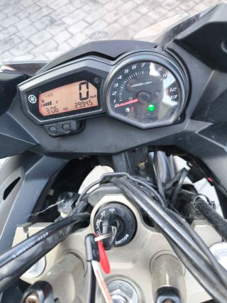 Yamaha Diversion 600cc Moto Touring Gris