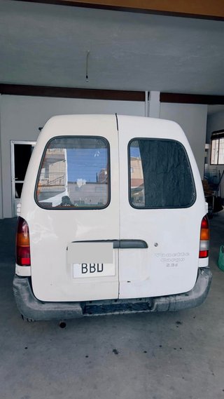 Nissan Vanette 2001