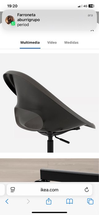 Silla negra de ruedas